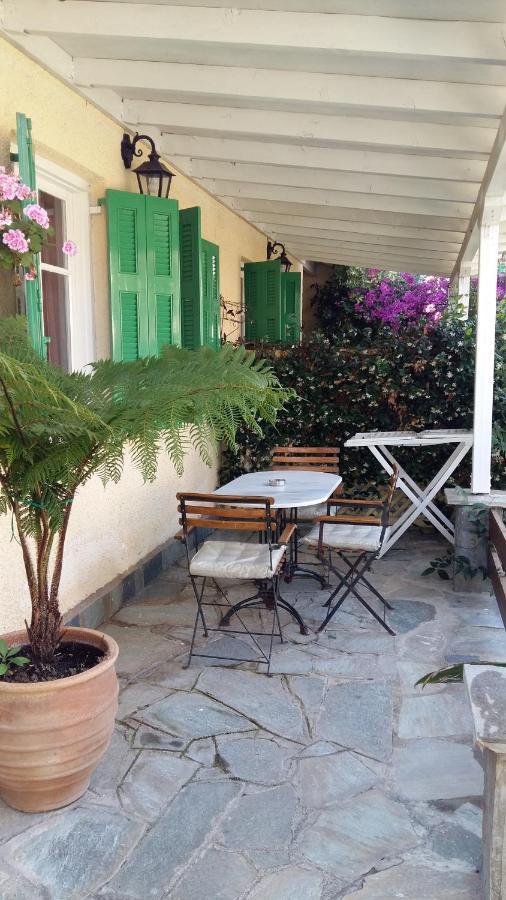 Philippos Hotel Apartments Nikiana Exterior photo