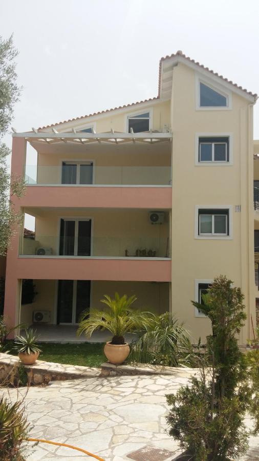 Philippos Hotel Apartments Nikiana Exterior photo
