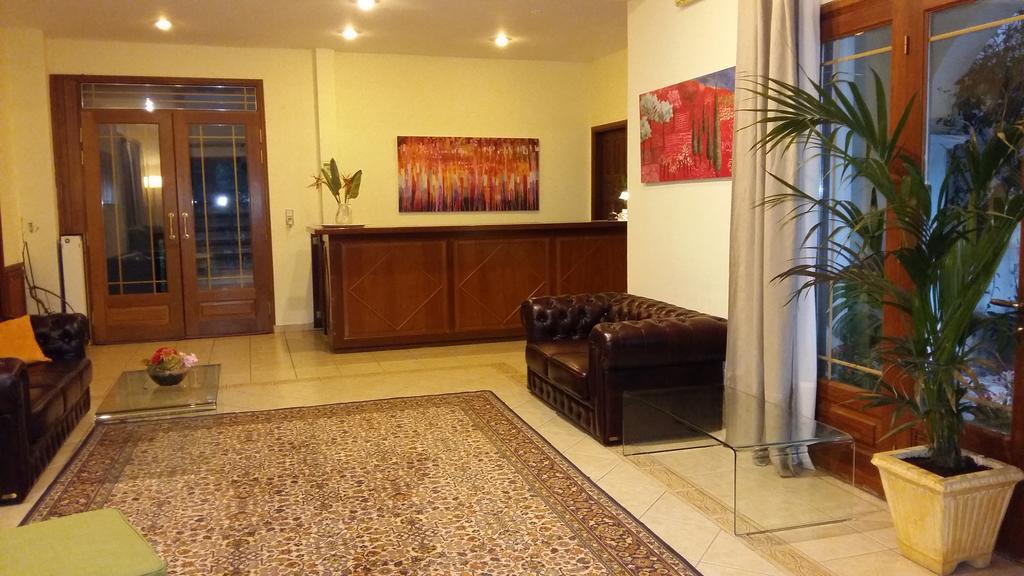 Philippos Hotel Apartments Nikiana Exterior photo